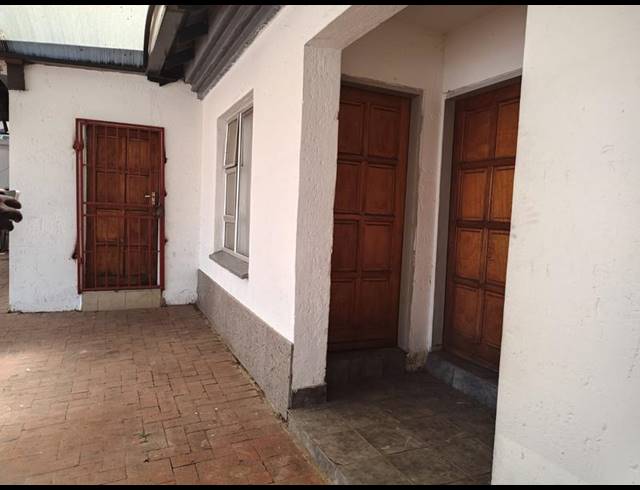 4 BEDROOM HOUSE FOR SALE IN LIEFDE EN VREDE